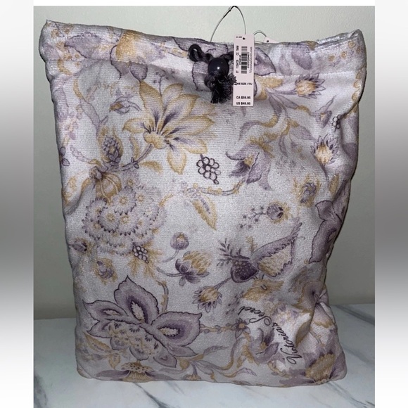 Victoria's Secret Floral Purple 2in1 Convertible TOWEL BACKPACK Bag Tote NWT - Picture 1 of 8